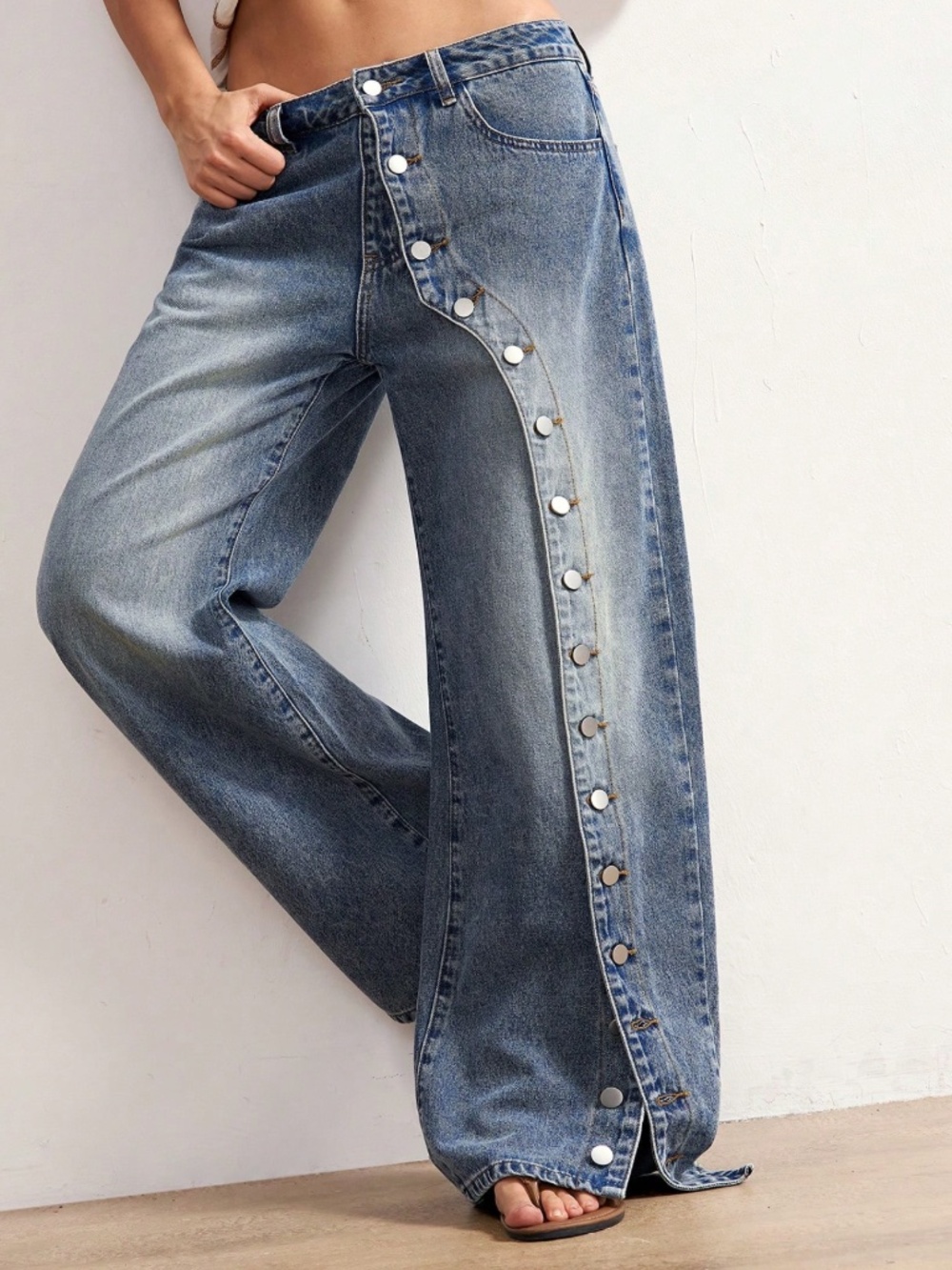 Medium wash Button Down Pockets Wide leg Denim Jeans Pants - Picture 4 of 7